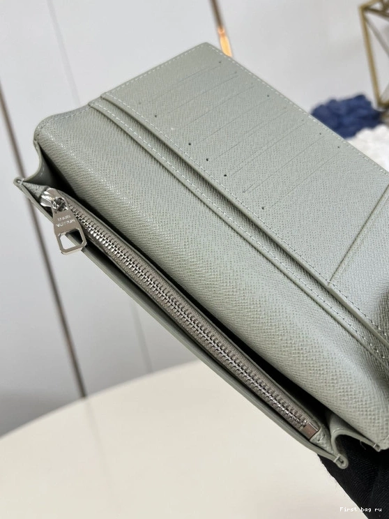First bag ru LOUIS WALLET-10*19*2cm BRAZZA VUITTON 0725